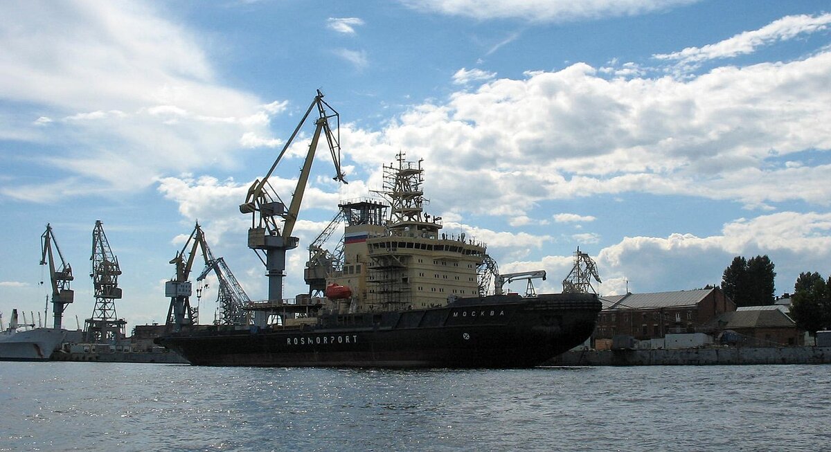 Строительство ледокола «Москва»
