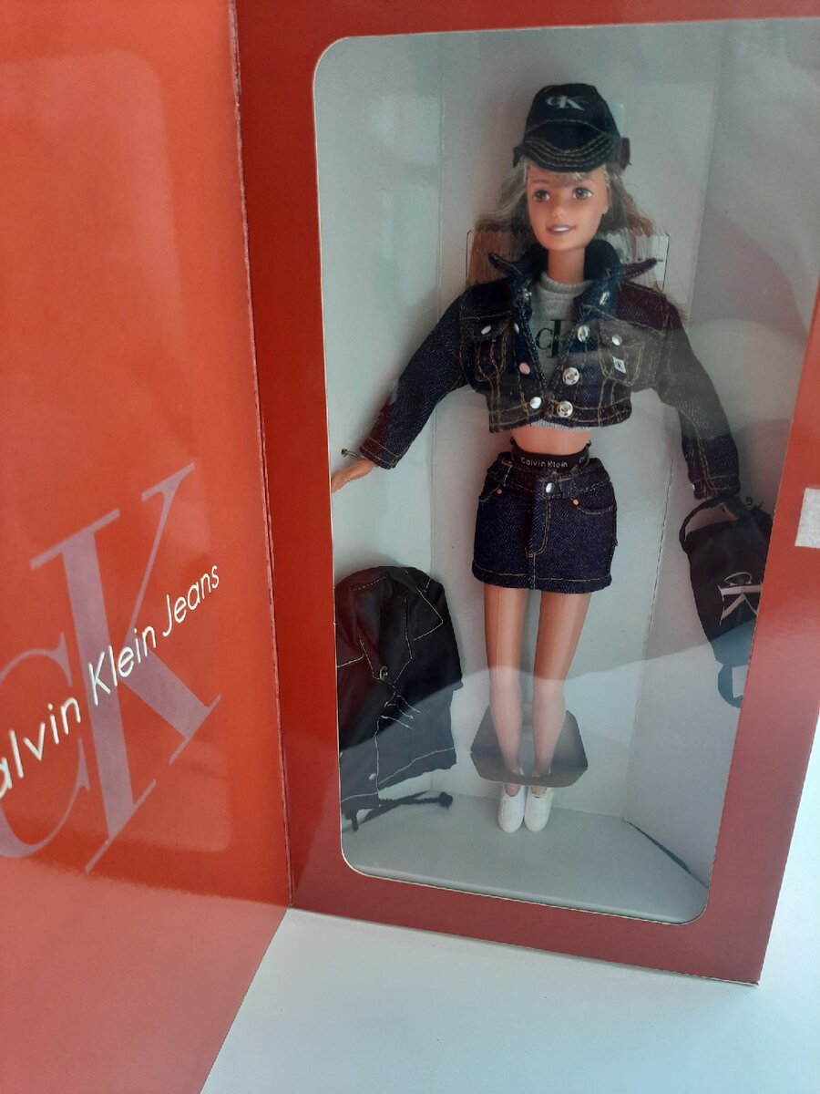 Кукла Barbie Calvin Klein Jeans 1996 года, она не похожа ни на одну  Барби.... | Кукольный Мир | Дзен