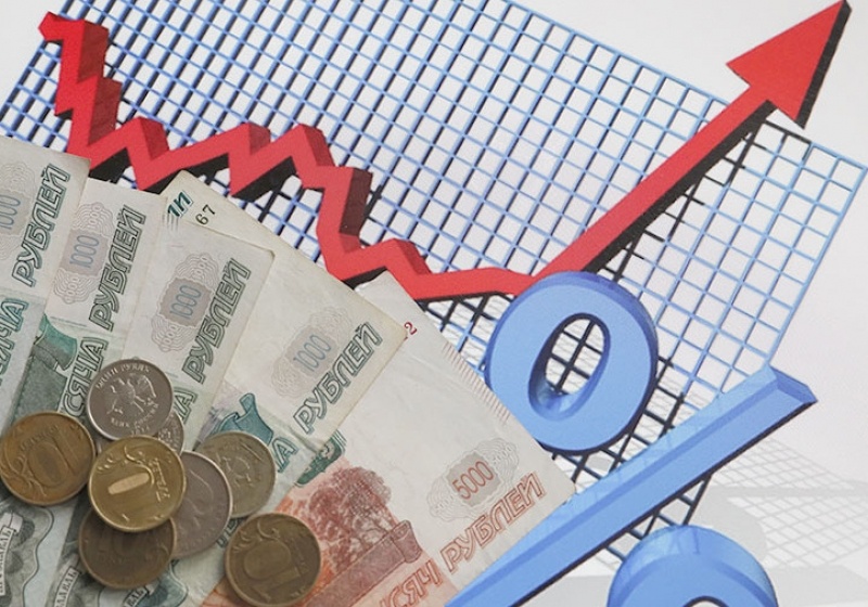 Реальный доход населения по всей стране продолжает падать.