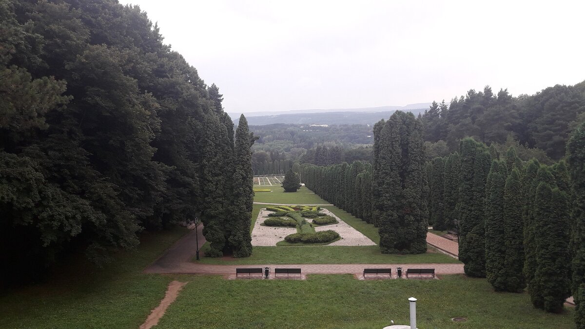 Dolina roz moldova. Долина роз кисловодск. Долина роз кисловодск. Кисловодск камера долина роз. Кисловодск камера долина роз.