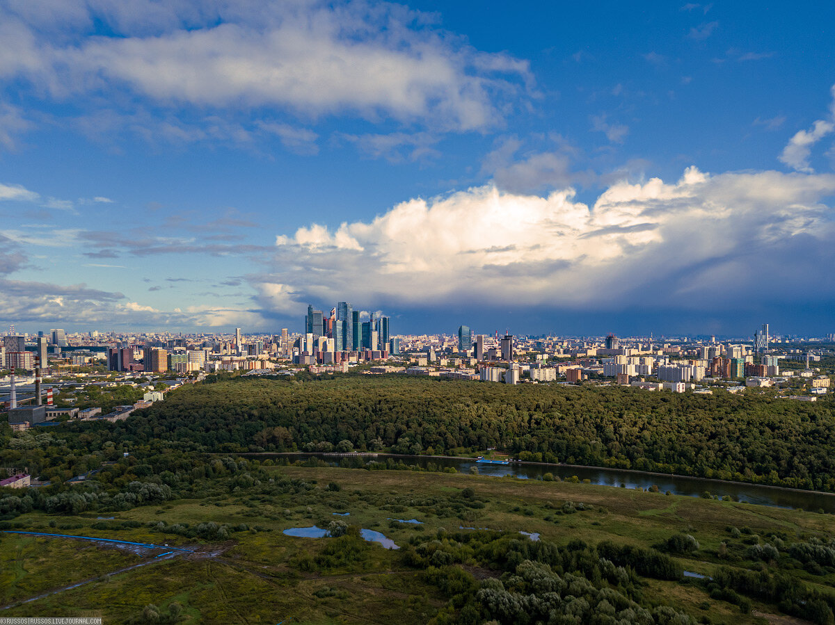 Фронт наступает на Сити.