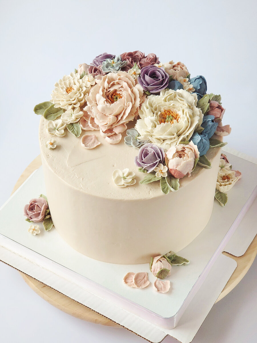 Весенний торт своими руками: цветочное украшение торта