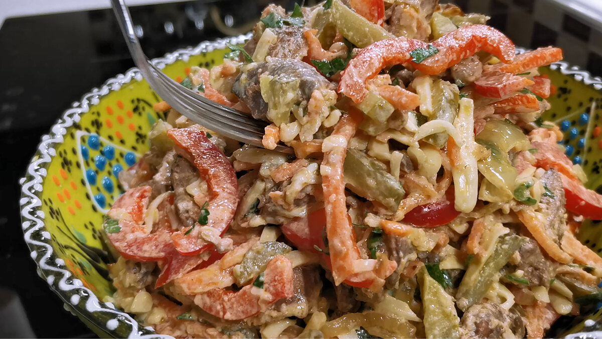 Теплый салат из куриной печени : Салаты