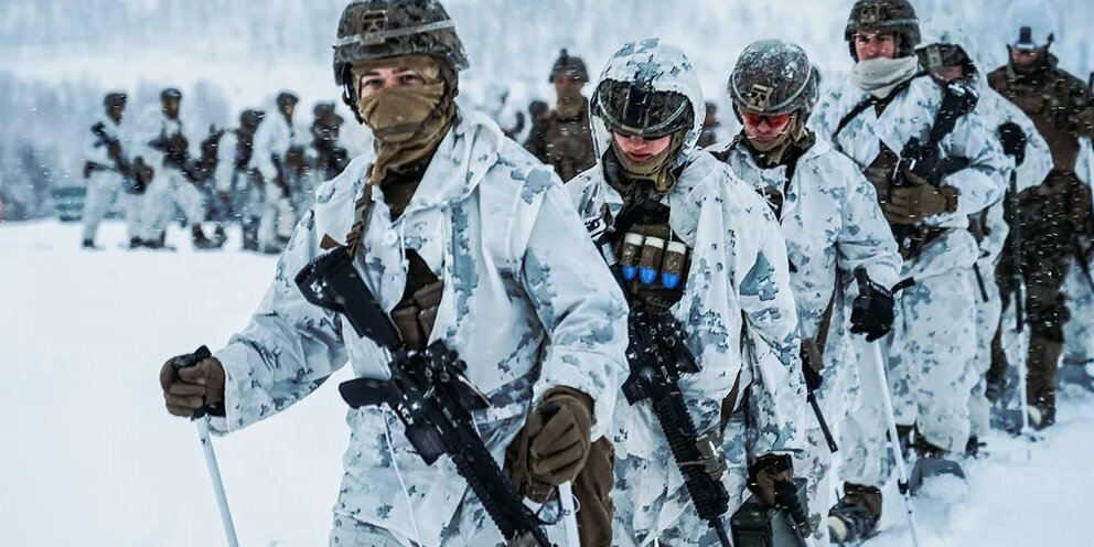 Военнослужащие НАТО в ходе подготовки к учениям  «Холодный ответ - 2022» («Cold Response - 2022»)