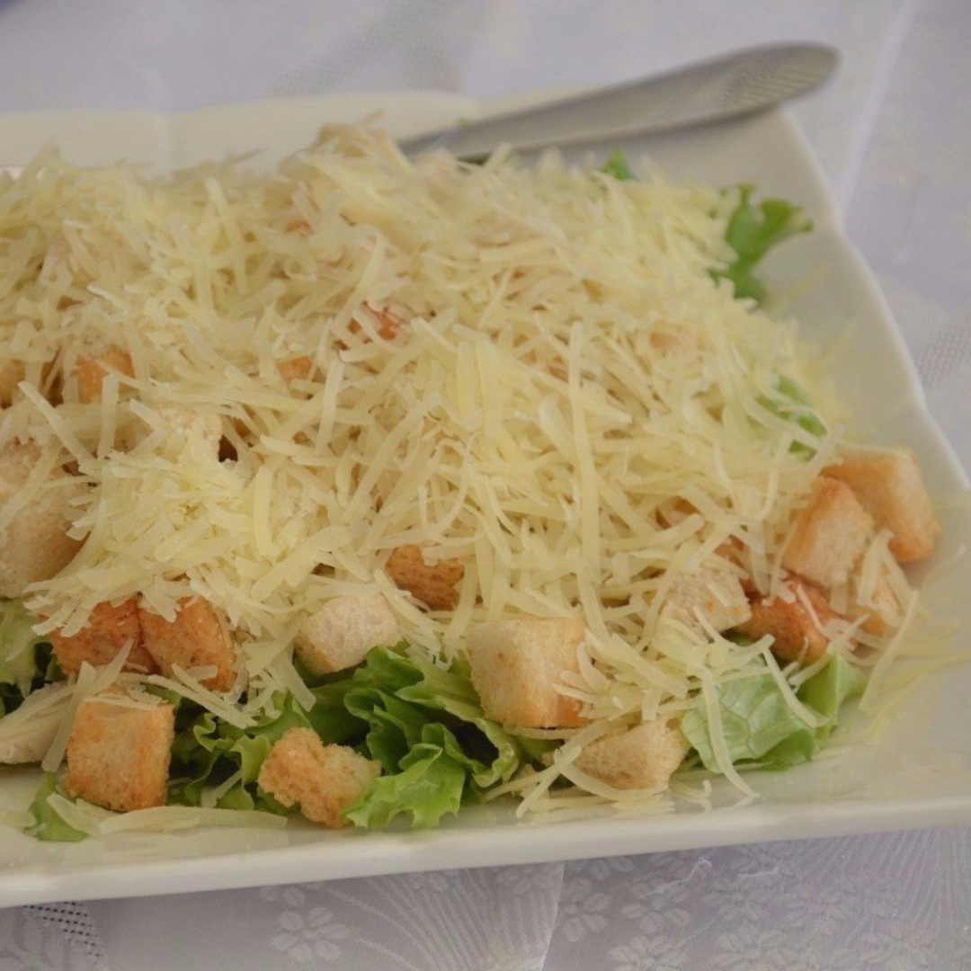 салат с сухариками. 