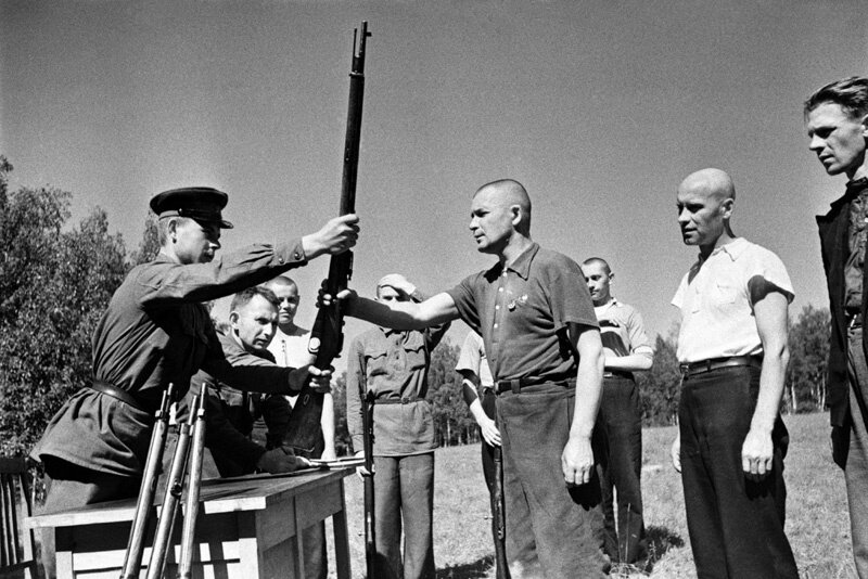 Формирования 1941 года. Народное ополчение 1941. Московское народное ополчение 1941. Отряды народного ополчения 1941. Ополчение Москвы в 1941 году.