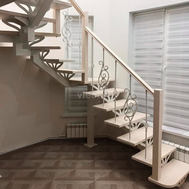 Лестница на монокосоуре