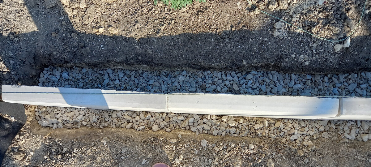 Как \"отчаянной дачнице\" соорудить бюджетную и стильную дорожку к дому ...