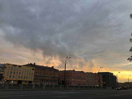     Красный закат предвещает холодную зиму. Фото: «МК в Питере»