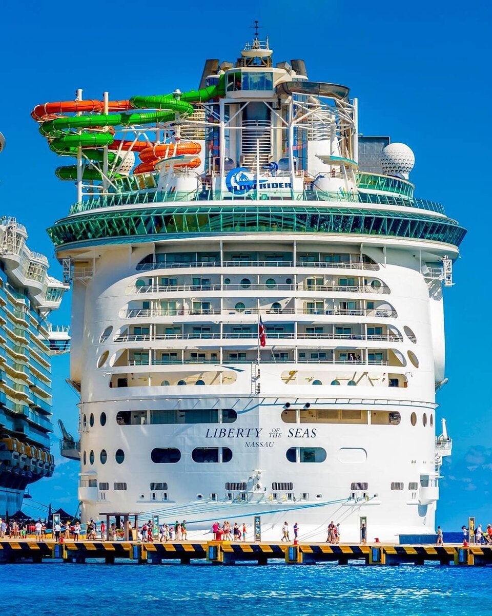 Лайнер  Liberty of the Seas