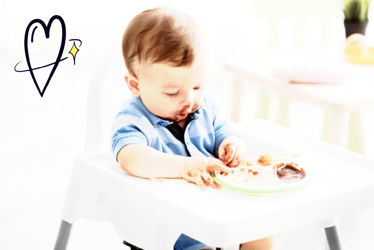 Забавные картинки кушающего ребенка. Картинка скачана с ЯК