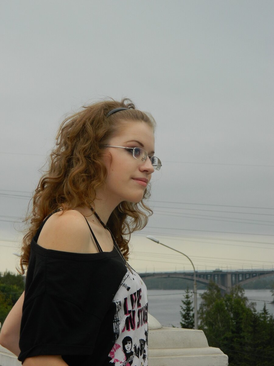 август 2011
