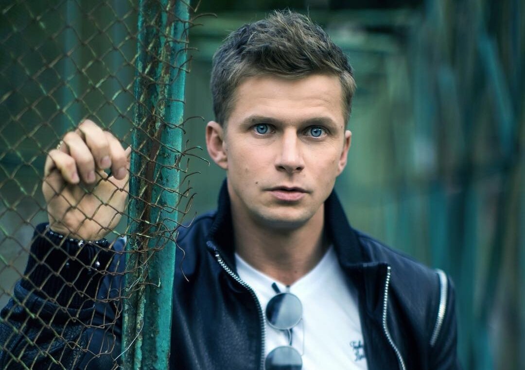 роман курцын 2021. роман курцын. роман курцын. роман курцын 2022. актёр роман курцын.