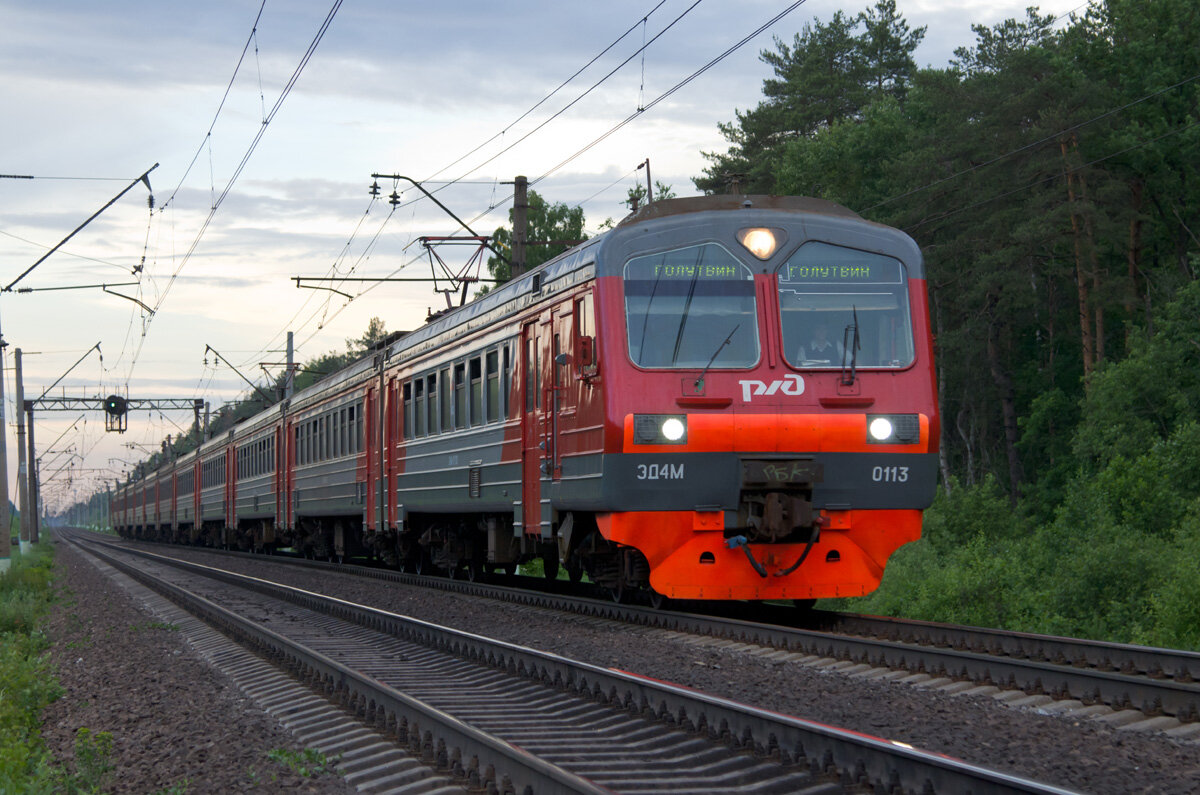 Электричка в коломну. Эд4м 0113. Эд4м савёловское направление. Голутвин ЖД вокзал. Эд4м Казанское направление.