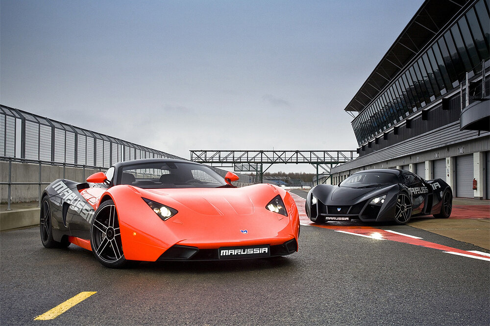 Слева - В1, справа - В2.