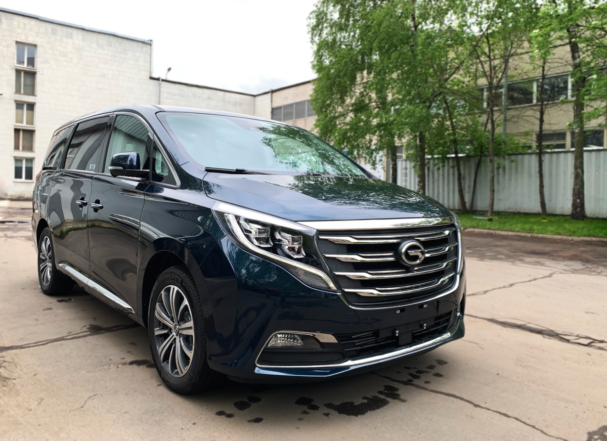 Gac gn8. GAC Motor gn8 минивэн Luxe. Китайский автомобиль GAC gn8. Минивэн Гак gn8.