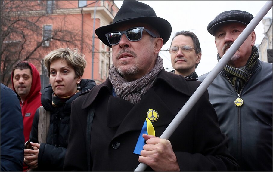 Макаревич протестует
