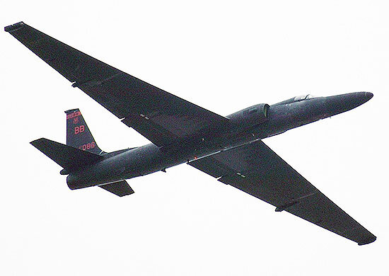 Американский самолет-разведчик U-2 в полете. Источник фото: http://mil.ru/files/morf/u-2_4_550.jpg