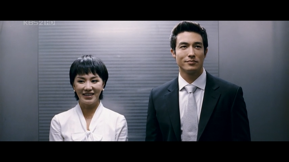 сладкая парочка, которая еще пока не парочка, а босс и его помощница