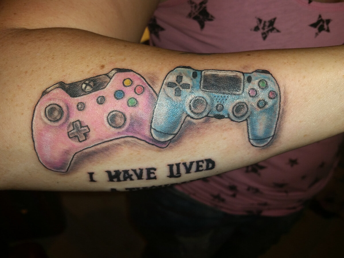 Здесь, видимо, что-то об отношениях полов...