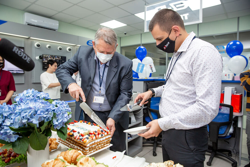 Фоторепортаж открытия офиса в Краснодаре