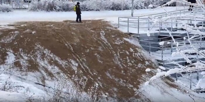 Одна из "благоустроенных" горок  Фото:Альтер Эго/ВК