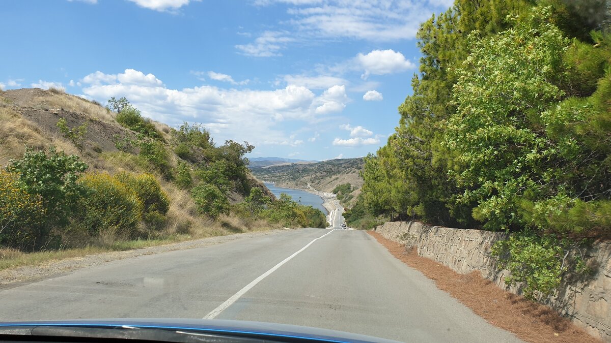 Трасса ЮБК оставляет после себя приятное впечатление, в первую очередь, благодаря видам