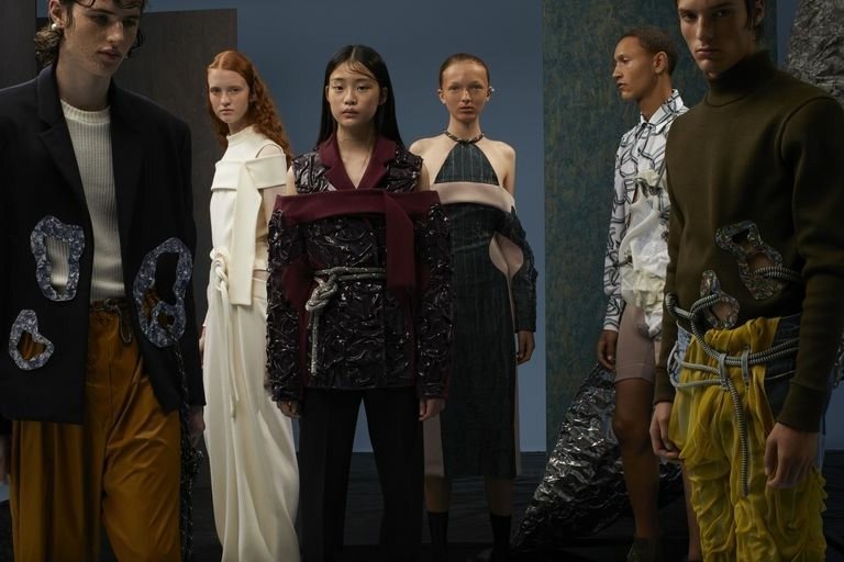 Показ мод от Дика Потховена