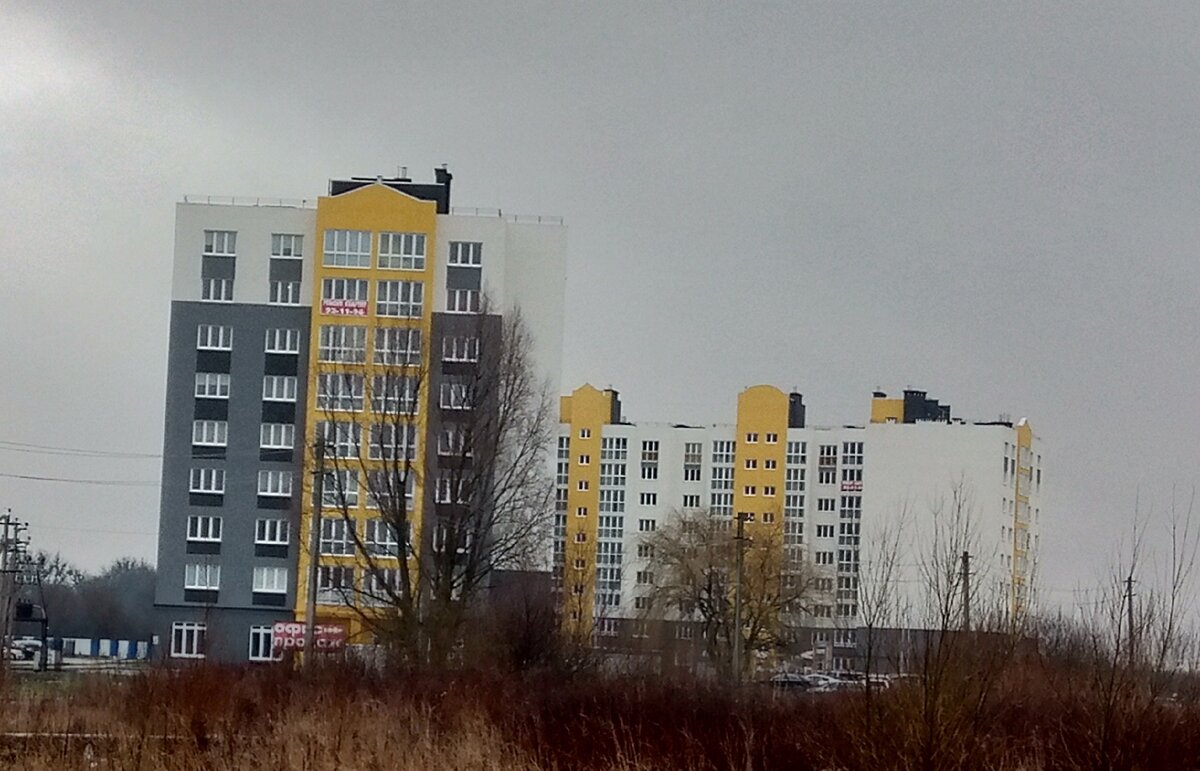 Дом, построенный за год. Фото сделано на телефон