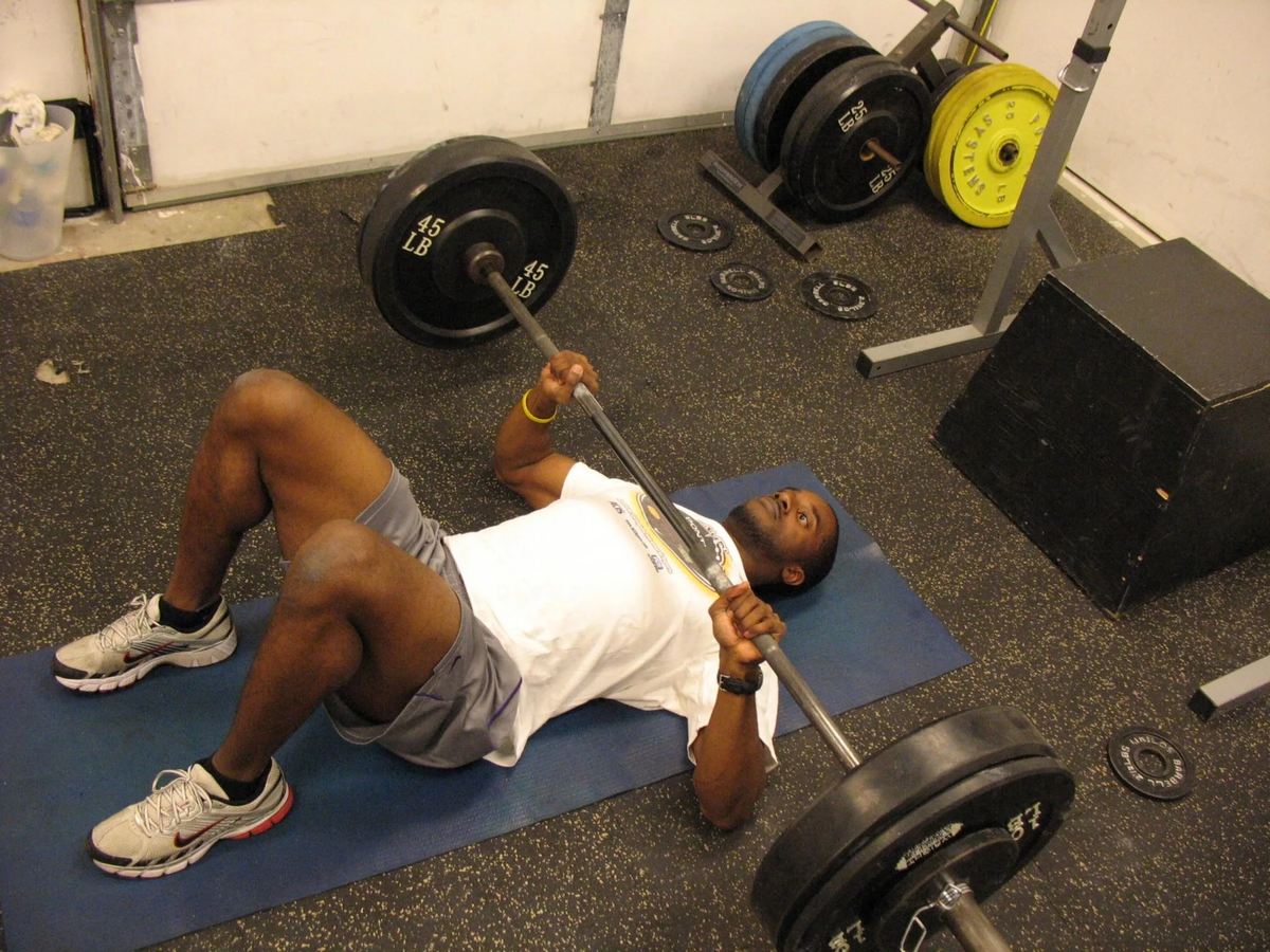 Оригинал картинки - https://yworkout.ru/sportivnoe-pitanie.html