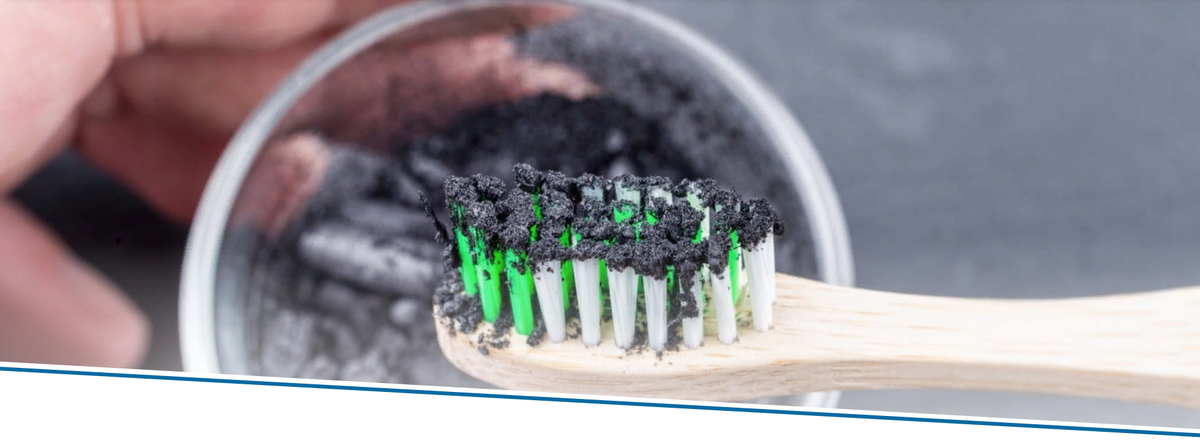 Зубная паста с углем.