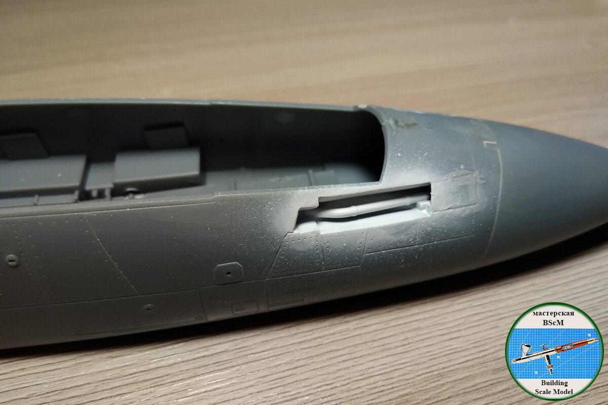 Изначальный вид ниши штанги топливозаправки 