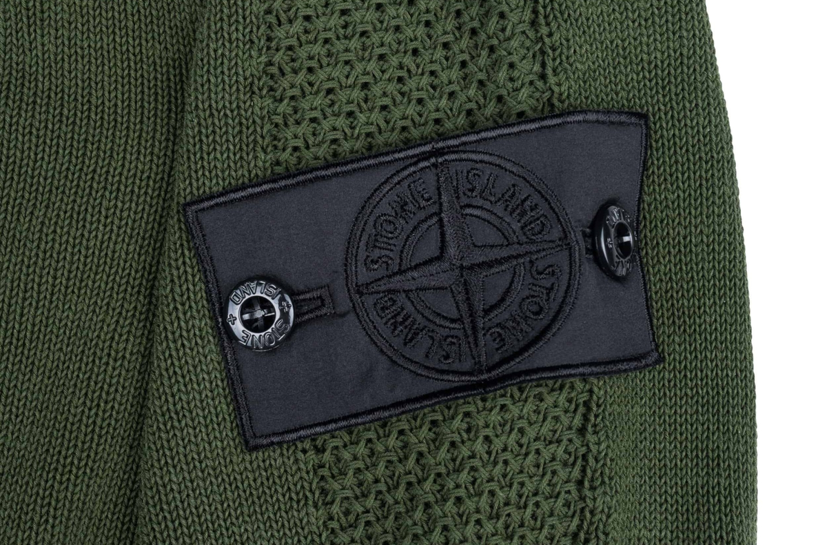 Какие есть патчи stone island. Stone Island Shadow Project патч. Зипка стон Исланд шадоу Проджект. Stone Island Shadow Project badge. Stone Island 7115572a8.