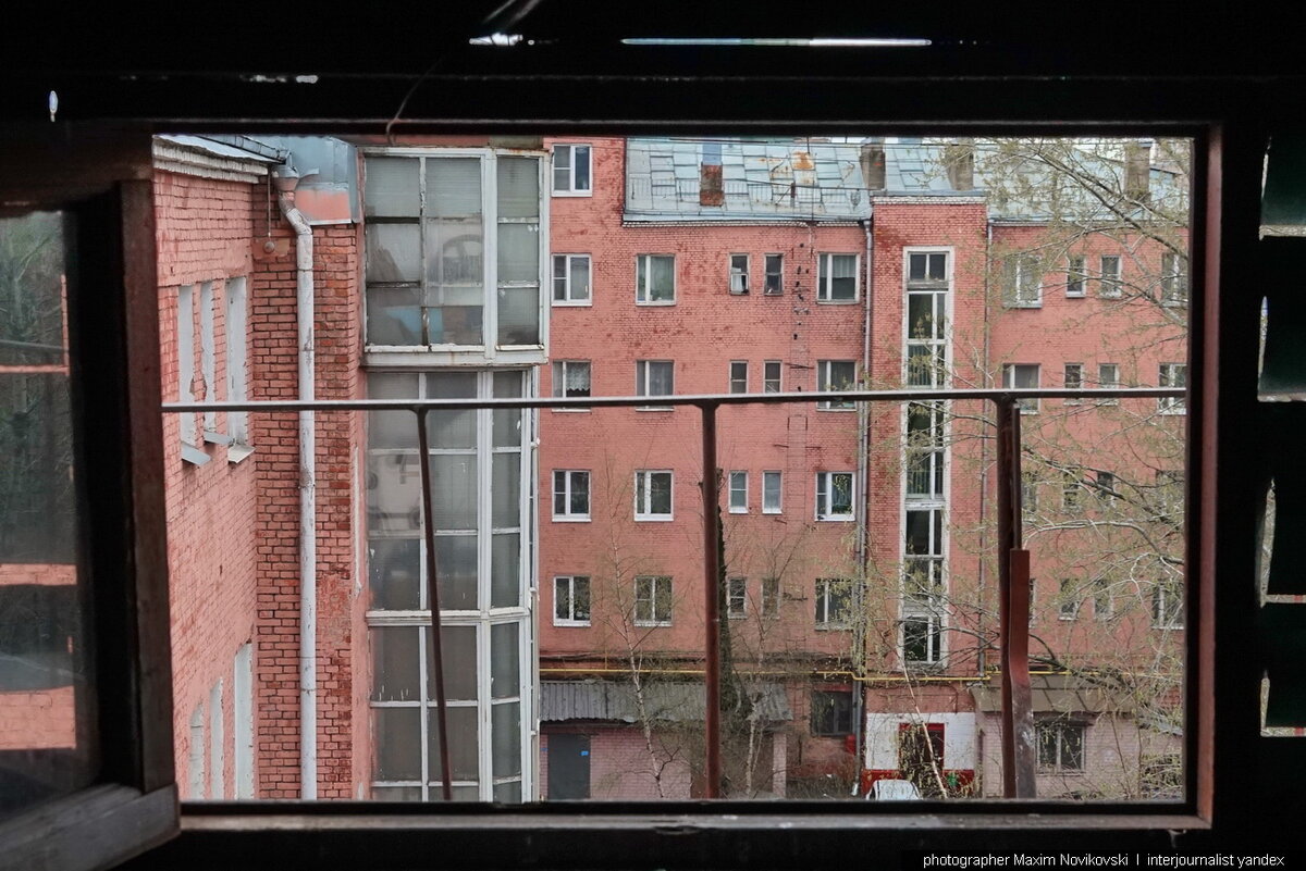 Поднялся на крышу жилого дома в Москве. Разруха, нищета и халатность в  самом центре столицы | Interjournalist Maxim Novikovski | Дзен