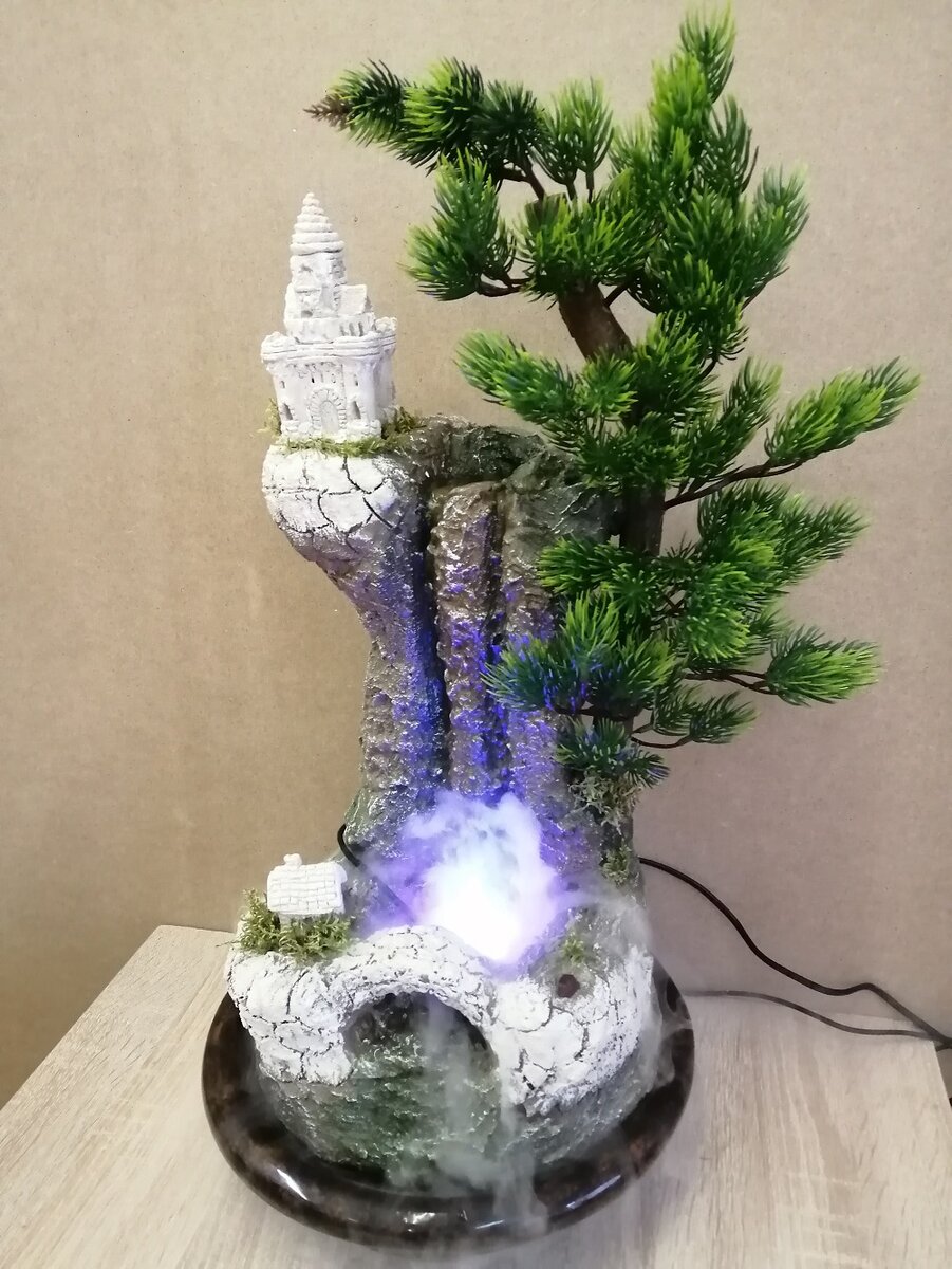 Настольный водопад "Замок на откосе" в чаше