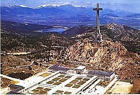 
Мемориал в Долине павших