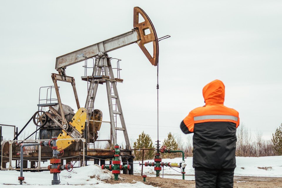     Нефтяники – чемпионы России по зарплатам: они зарабатывают в среднем 175 тысяч рублей. Фото: Алексей Андронов/ТАСС