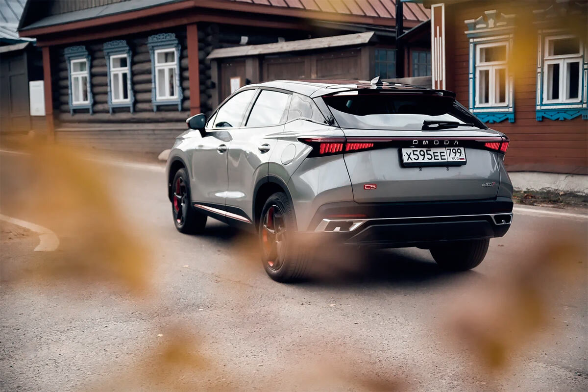 Китайский кроссовер Omoda c5