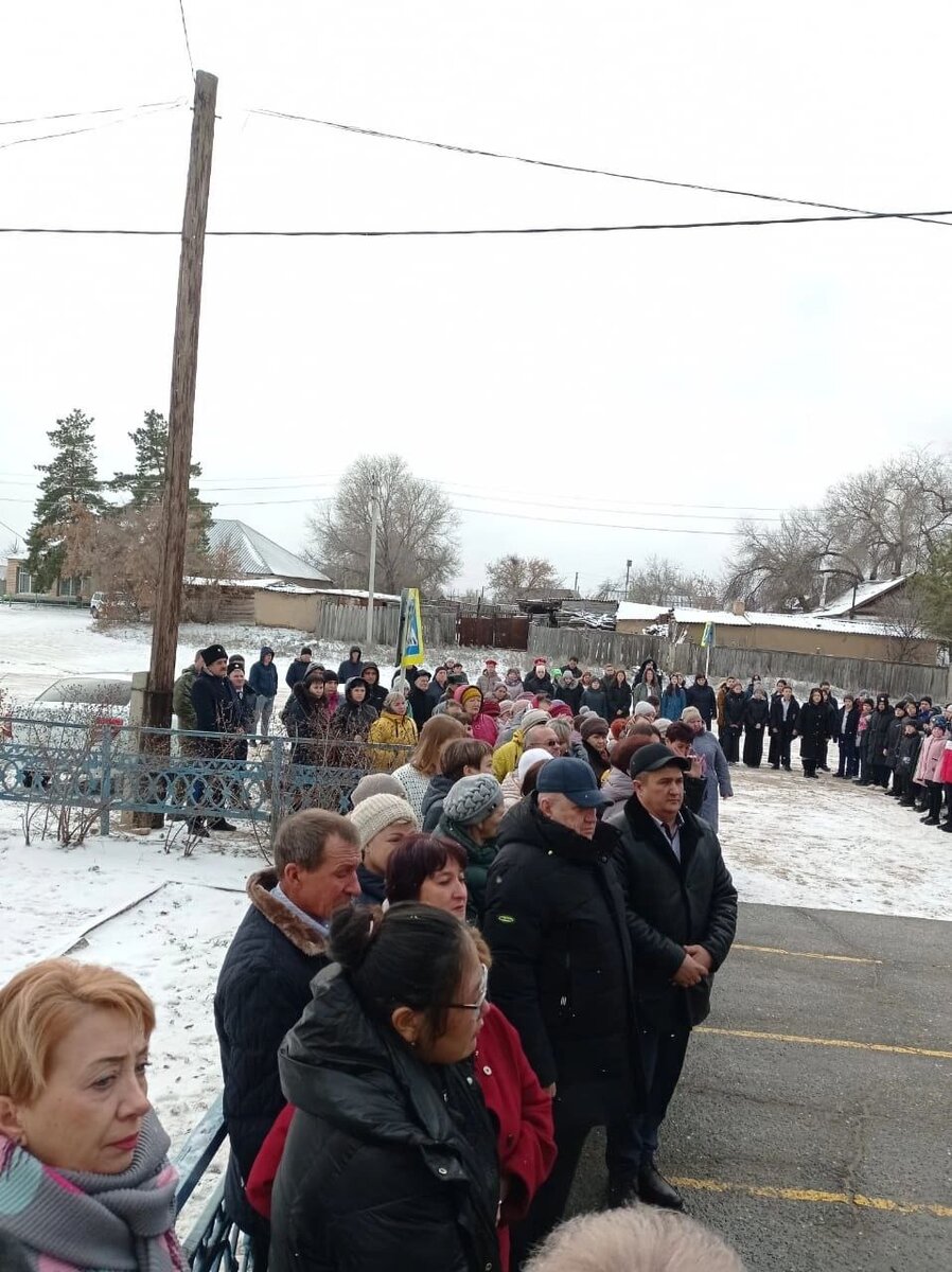  📷    В Буранной школе увековечили память о Дмитрие Копличенко и Малике Ертлеуове Марина Шарт