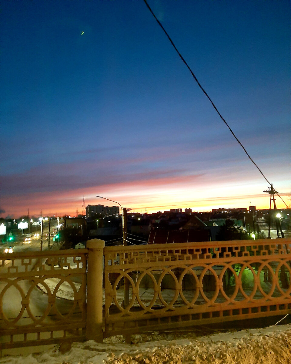 Рассвет в нашем городе