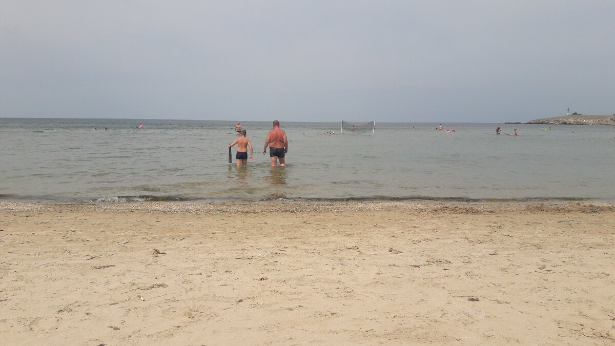 Море по колено.