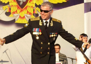 В таком костюме сальто не покрутишь (фото из открытого источника)