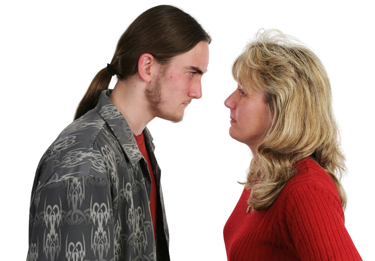 Сын вырос и не общается с матерью: почему так происходит