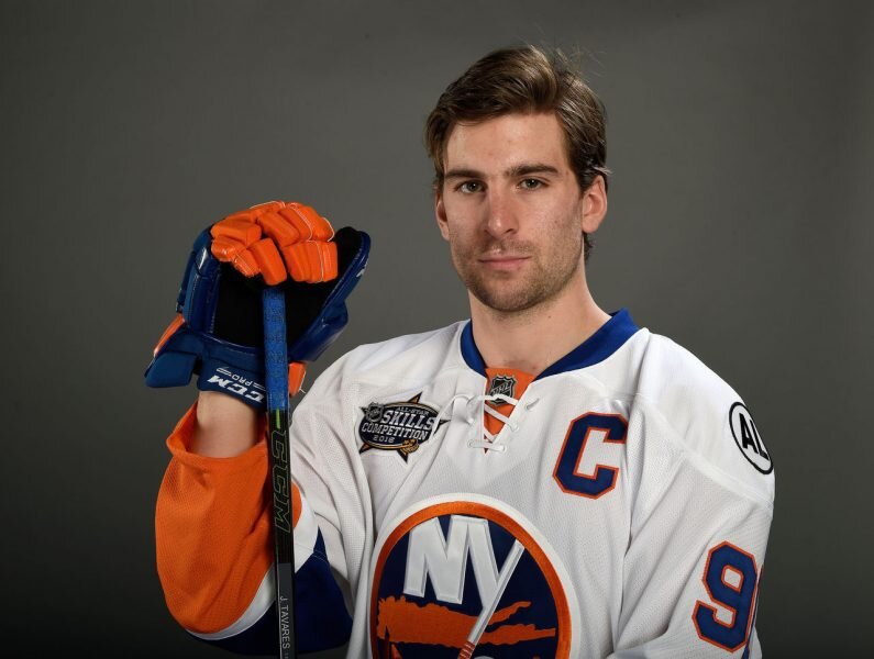 Джон Таварес