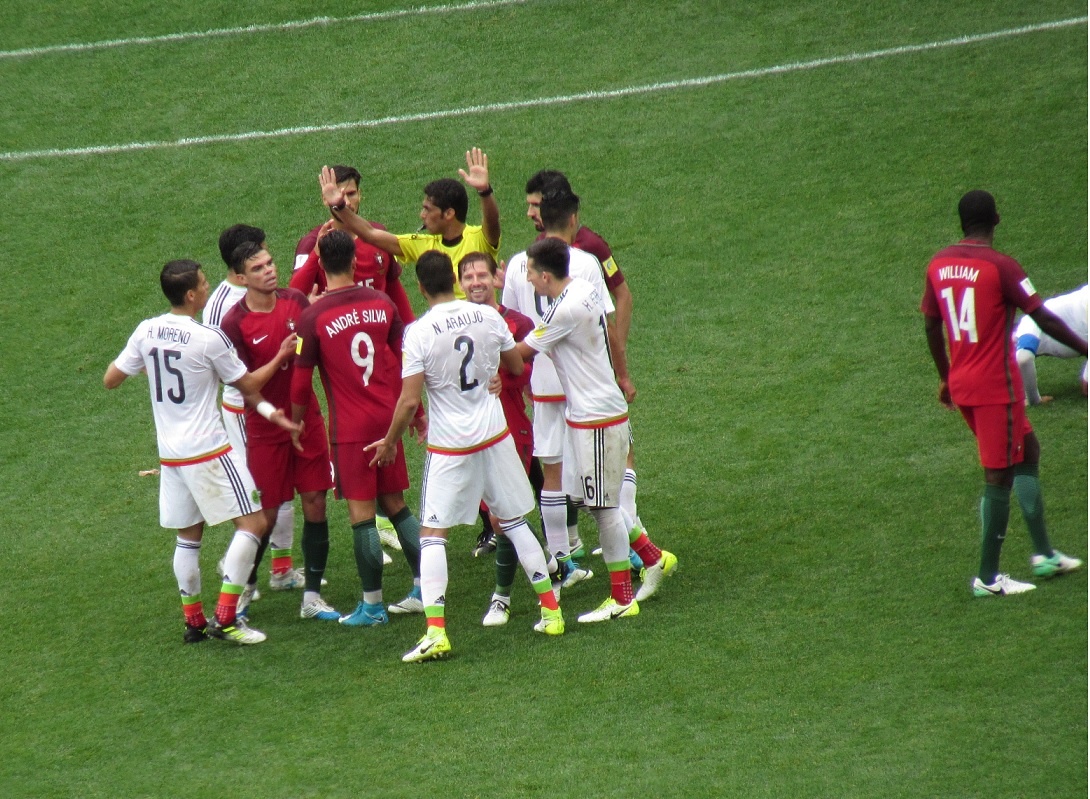 КК-2017. ВАР ввели, чтобы уменьшить количество споров на поле и вне его