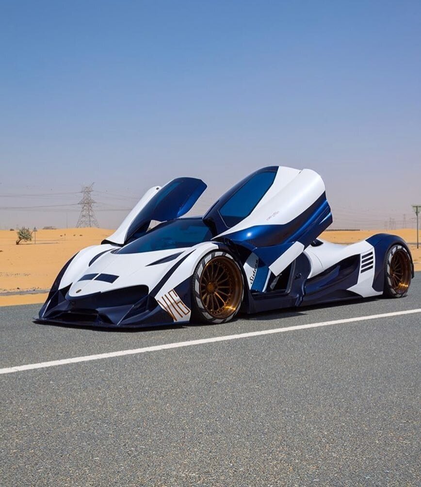 Гиперкар Devel Sixteen