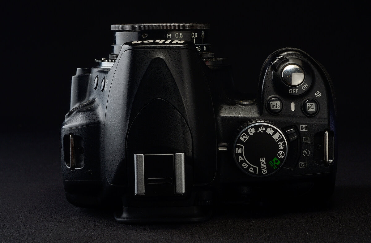 Nikon D3100+Индустар-69 2,8/28