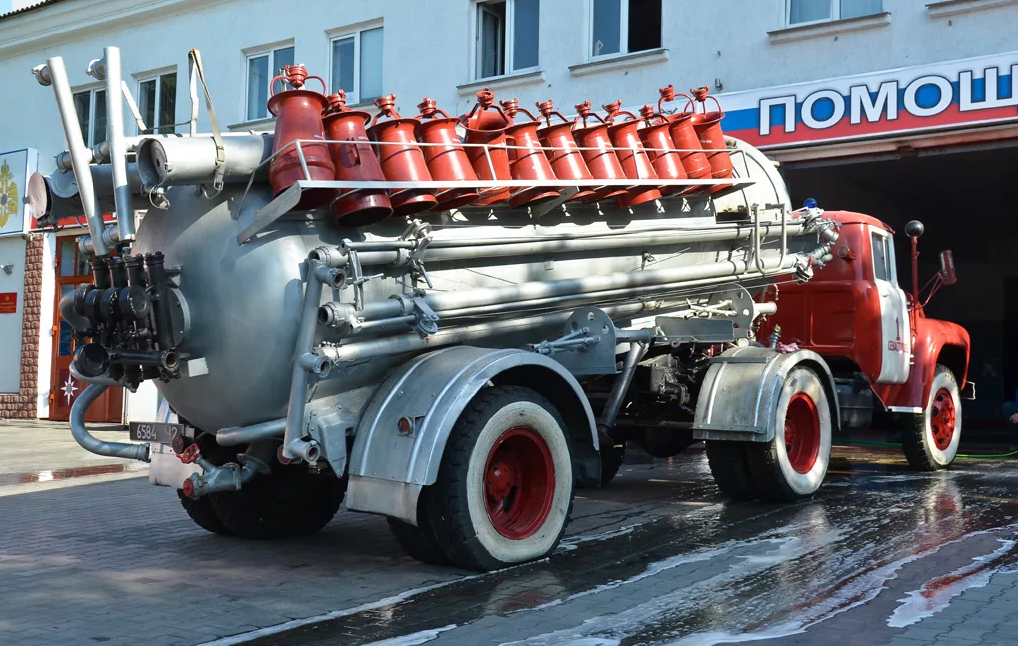 130. зил 130 тсв. кронштейн ал6. тсв-6 (130). 130.