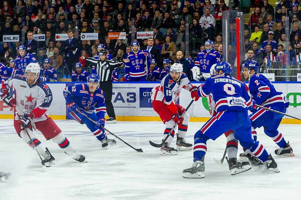 Армейское дерби("СКА","ЦСКА").Взято с Яндекс.Картинки.