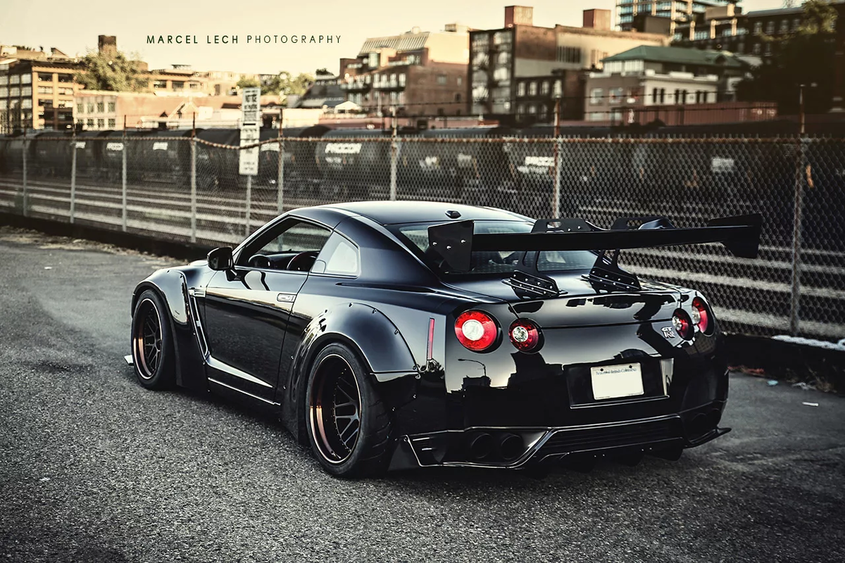 Машина nissan gtr. Nissan Skyline GTR r35. Nissan GTR r35 Liberty walk. Nissan GTR r35 Nismo. Nissan GTR r35 черный.